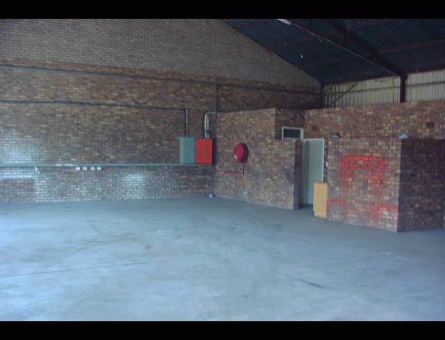 Warehouse property to rent in ANDERBOLT